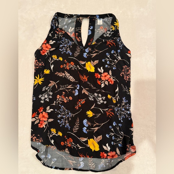 Medium Old Navy Red and Yellow Cut Out Tank Top - Picture 2 of 3